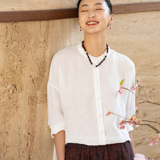 牧衣游原创 手工抽皱汉麻衬衫舒适透气轻薄简约百搭白色衬衣 德馨 商品图0