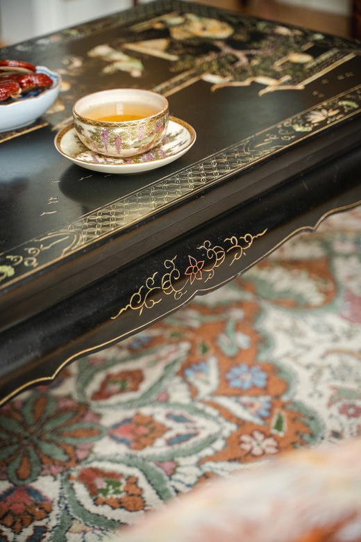 【已售】独角鹿西洋古董20世纪初中国出品黑漆描金款彩人物园林主题长方矮桌几 商品图4