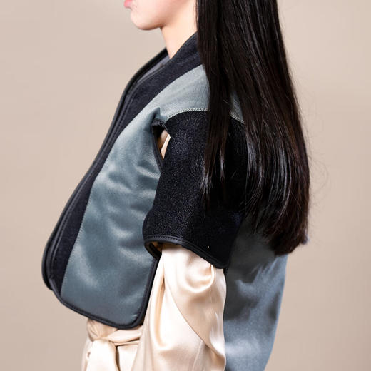 罗莱悦礼-罗莱健康热敷按摩艾灸肩带DT580x680-1D（02） 商品图1