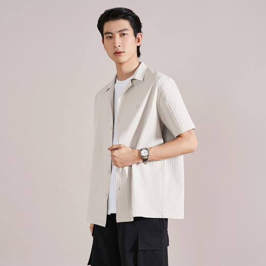 【古巴领/防泼水/抗静电】柒牌男装2026夏季新款宽松休闲短袖衬衫 130A70030 商品图1