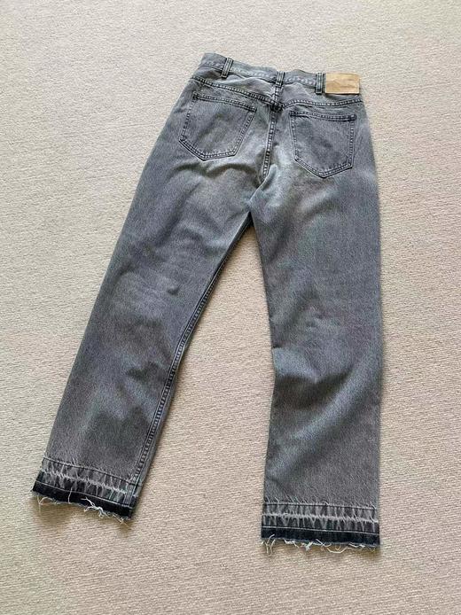 F031654重工水洗灰Wesley牛仔裤下摆毛边排扣门襟男士长裤 商品图1