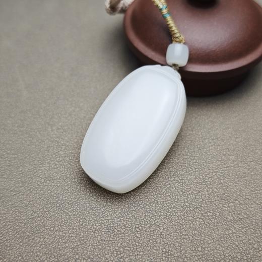 新疆和田玉且末料羊脂玉饱满平安牌 312-4 商品图1