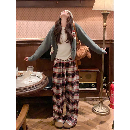 <曾小咸推荐>3.18现货秒杀 ！微信超特价！韩系小猫刺绣毛衣 日常199.99 立减110 秒杀89.99！！ 商品图2