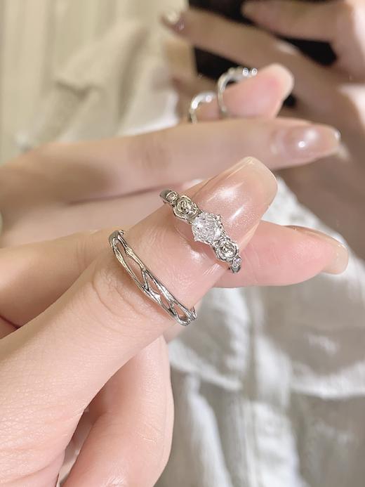 卡蒂罗KADER  玫瑰颂歌情侣对戒 925银璀璨闪耀炽热的真心男女友开口可调节一对 浪漫恋爱告白氛围感 商品图7