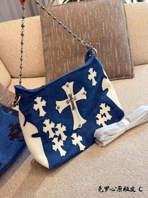 F0316115哥特风黑色牛皮+十字架金属装饰大容量单肩包 商品图2