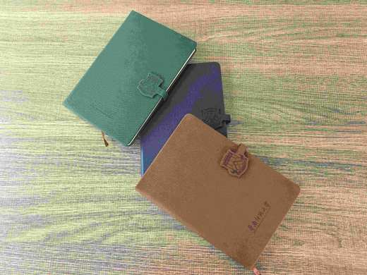 华师A5带扣笔记本 商品图0