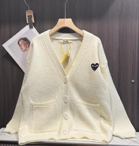 F031686慵懒随性毛衣米白色V领宽松落肩针织开衫