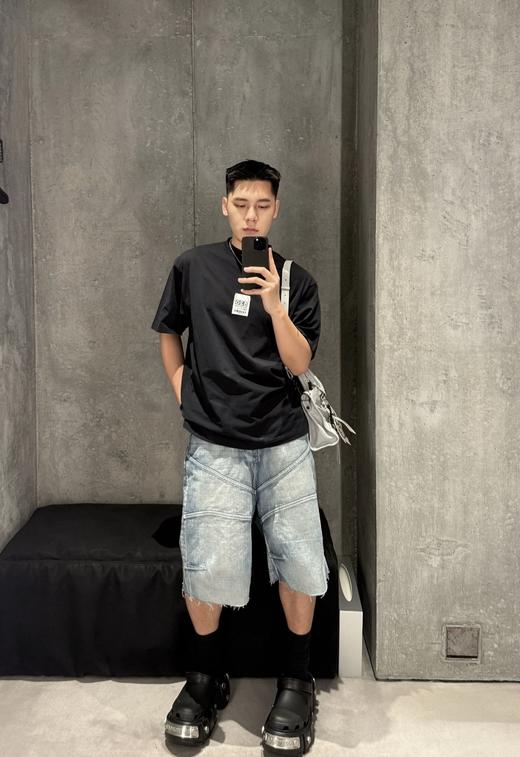 巴黎世家25ss520字母logo短袖T恤 黑色 男女同款（DY） 商品图3