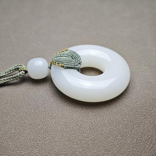 新疆和田玉且末料羊脂玉饱满平安环毛衣链 312-13 商品图3