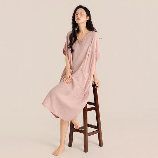 怡吾色女睡裙轻盈柔软透气绉布法式睡裙 商品图7