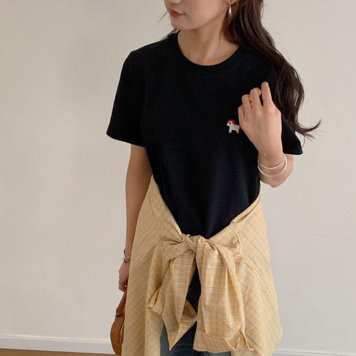 【送防尘袋+衣架】觅槿MDINN 正肩小马刺绣T恤 休闲宽松 舒适百搭 4色可选 商品图3