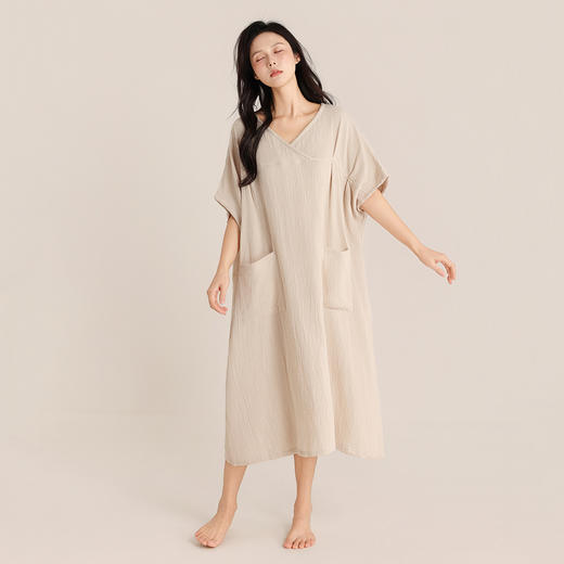 怡吾色女睡裙轻盈柔软透气绉布法式睡裙 商品图3