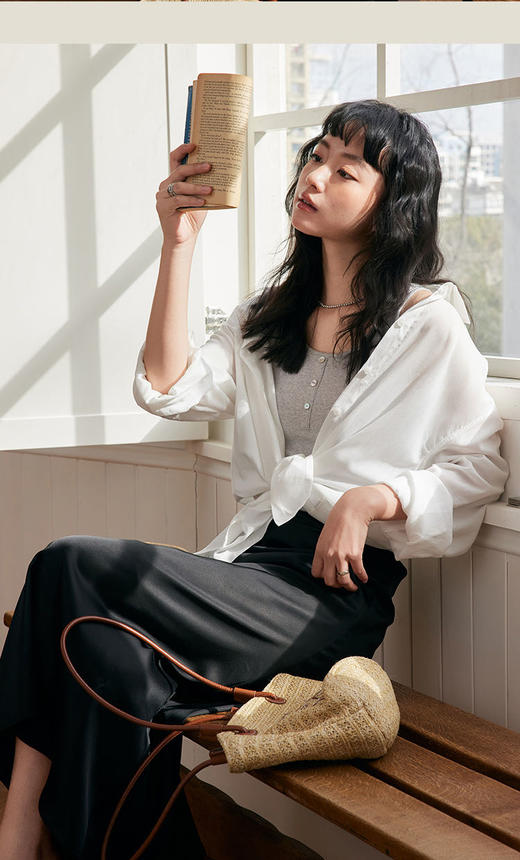 【多妈团购 天丝亚麻·老钱风衬衫】天然纤维亚麻，配合兰精天丝和棉，不闷不热，超透气~宽松微落肩 轻松拿捏松弛感--连横 商品图3