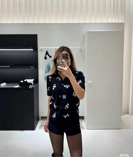 316-11 香奶奶黑色碎花针织短袖 商品图7