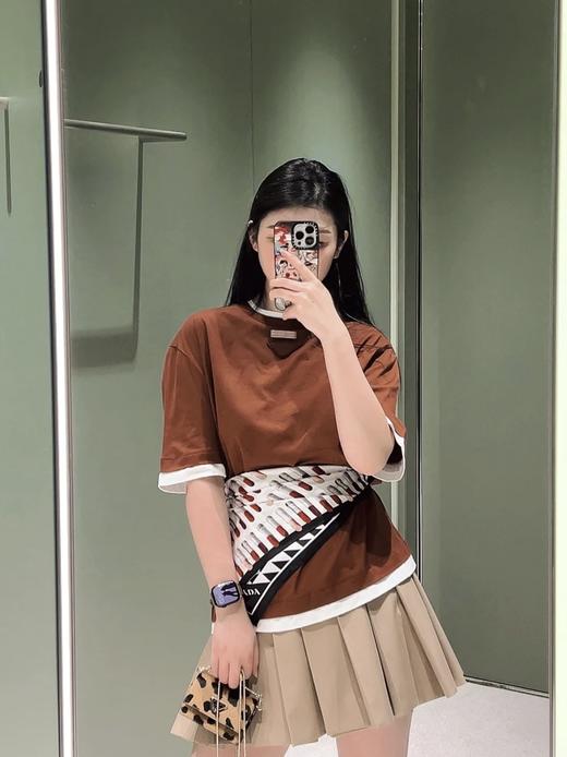 普拉达  25ss假两件三角标logo短袖T恤 男女同款（DY） 商品图4