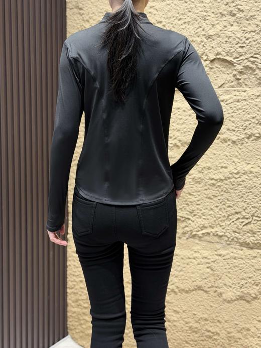 点此购买 DESCENTE迪桑特高尔夫女士长袖POLO衫 YH342374 商品图12