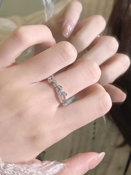 卡蒂罗KADER 流光叶子女戒  925银闪锆错落点缀璀璨闪耀吸睛简约百搭可调节戒 约会告白女友 商品图3