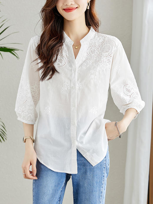 【服饰鞋包】-V领白衬衫女七分袖春装新款纯棉绣花镂空上衣气质轻熟衬衣 商品图3