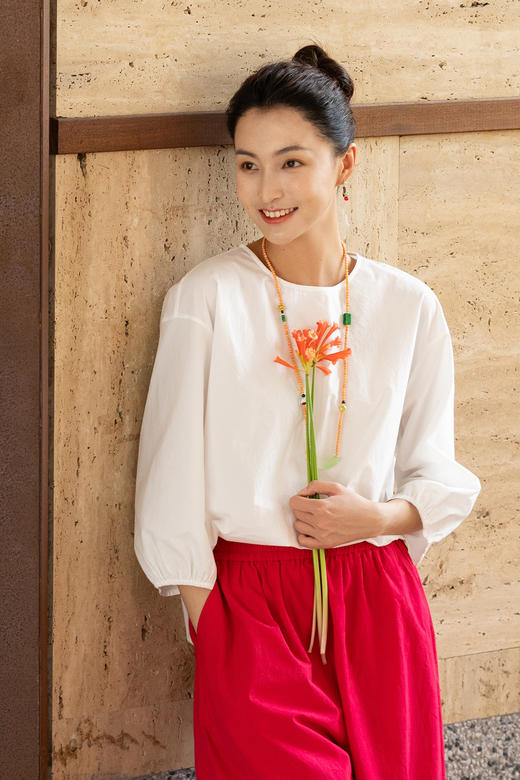 牧衣游原创 新疆长绒棉小衫新款极简圆领纯色通勤百搭套头衫 织梦 商品图5