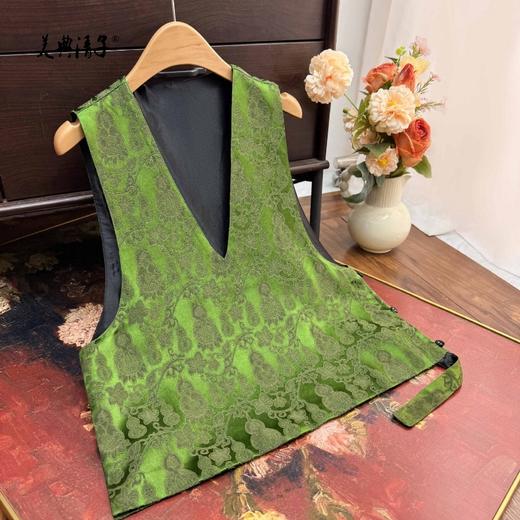 新中式提花深V领无袖侧边纽扣马甲 商品图1