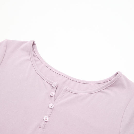 西遇纯欲风通勤百搭薄V领2026春季新款修身显瘦打底舒适短袖T恤V0760129 商品图5