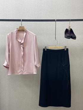 双层花瓣领上衣