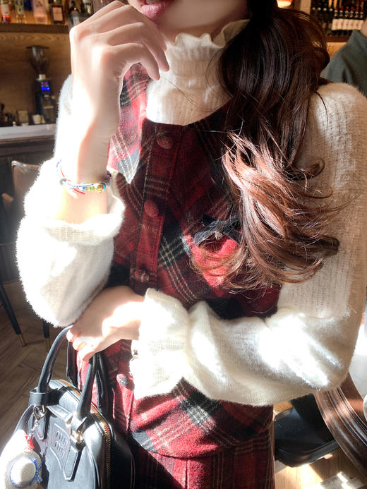 <曾小咸推荐>3.18现货秒杀 ！微信超特价！韩系红格子背心连衣裙 日常209.99 立减120 秒杀89.99！！ 商品图12