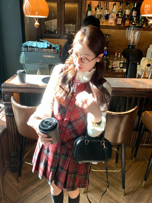 <曾小咸推荐>3.18现货秒杀 ！微信超特价！韩系红格子背心连衣裙 日常209.99 立减120 秒杀89.99！！ 商品图5