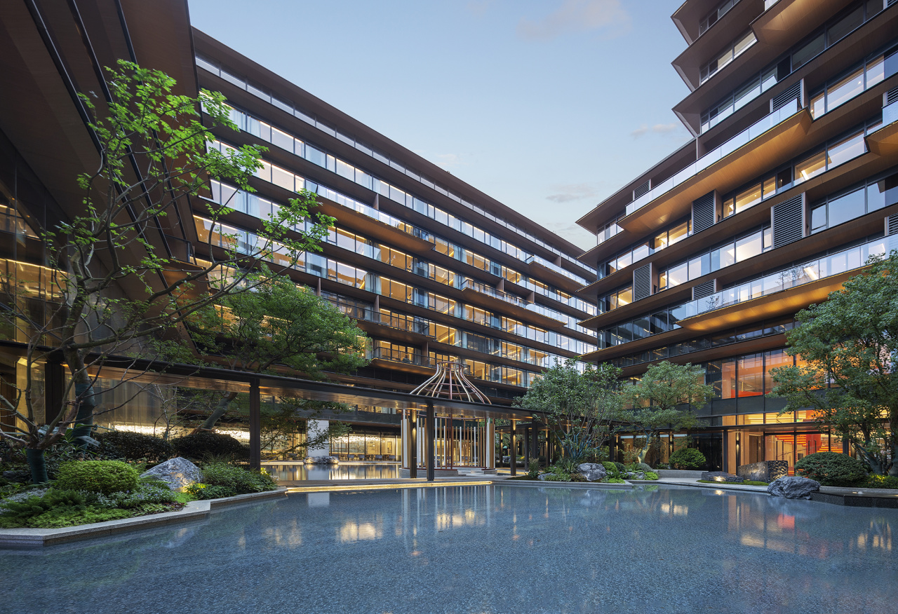 ★周末不加价★￥698起/2间夜，住湘湖边【杭州湘湖保亿开元名都度假酒店】享高级房/豪华房+早餐~都市桃源高端美学酒店！踏春游湖，避世度假~另有草莓采摘和卡丁车套餐可选！有效期至2026年6月30日