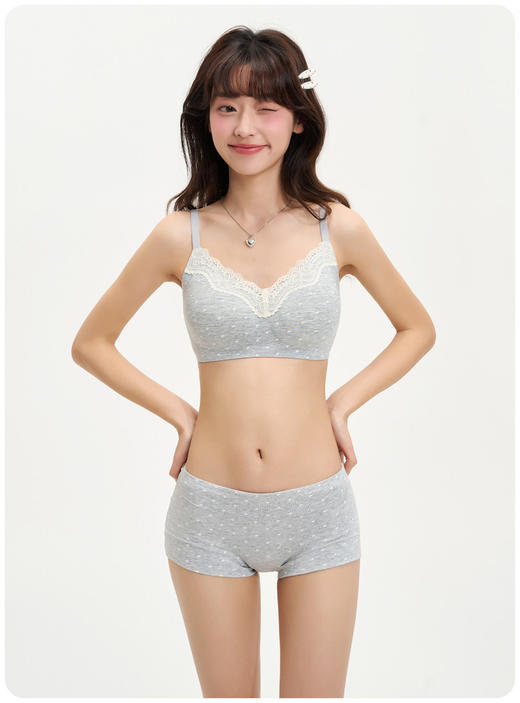 【MUBENMI少女内衣❤三阶田园碎花系列#6355（内衣+内裤套装）】塑型期，适合15-18岁，高中生专属Bra，全天自在穿😌拒绝闷汗、跑杯、勒痕，把云朵触感穿在身上，做自在少女 商品图2