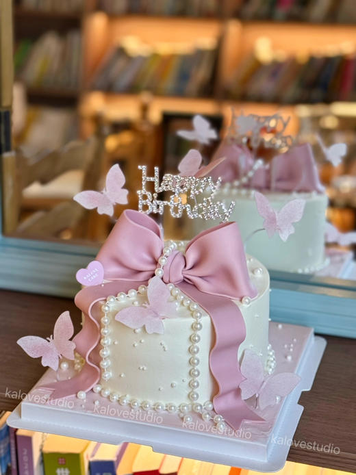 仙女粉色蝴蝶结女生蛋糕（配件不可食用） 商品图0