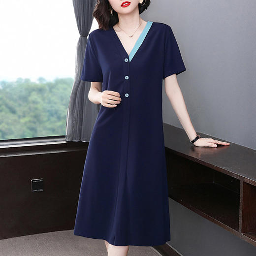V领连衣裙女夏2026年新款显瘦遮肉胖mm大码女装今年流行爆款裙子 商品图3