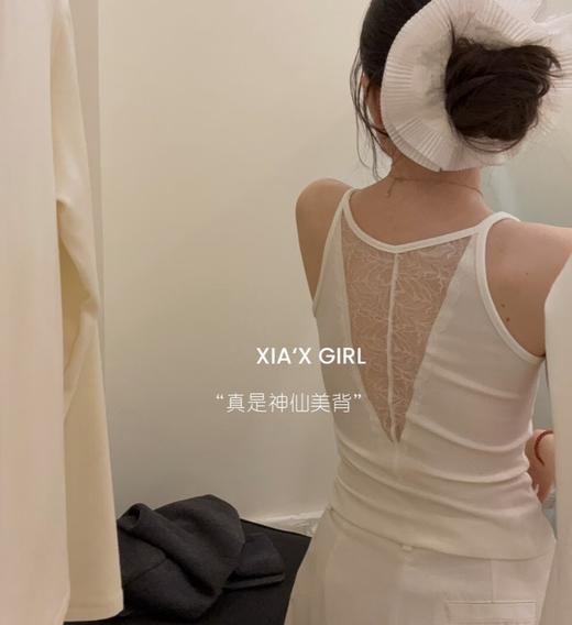 老米优品🎈69元买一送一！解锁氛围感穿搭《法式 U领自带bra蕾丝美背背心》95%棉+5%氨纶！小心机设计感 温柔又性感 螺纹棉亲肤透气 春夏内搭外穿显瘦 内搭衬衫 外搭牛仔西装LYZ 商品图14