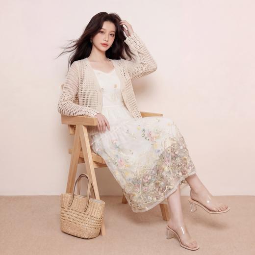 奢姿大码女装2026夏季减龄镂空设计V领针织衫胖妹妹时尚百搭上衣9962354663 商品图4