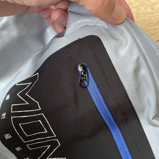 原单正品 KAILAS 正品MONT-LIGHT冲锋衣外套！黑色，尺码  M L XL 商品图4