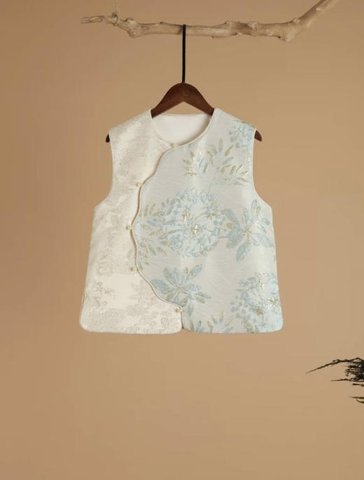 玄裳雪羽新中式拼接马甲 商品图0