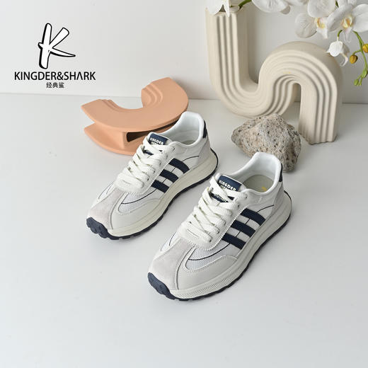 经典鲨2026年春季专柜新品男士韩版拼色网面透气休闲鞋德训鞋KF18-613011 商品图0