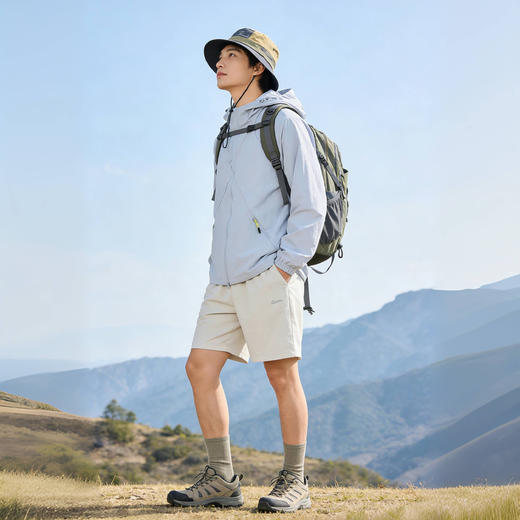 【SCWJ-硬核机能泡泡格情侣防晒服】凉感面料防晒UPF50+、防水防油污抗皱耐磨、男女同款修身版型、做工走线精细、时尚潮流百搭山系风、一件=防晒衣+防晒帽+防晒袖+防晒霜+薄外套+太阳伞 商品图3