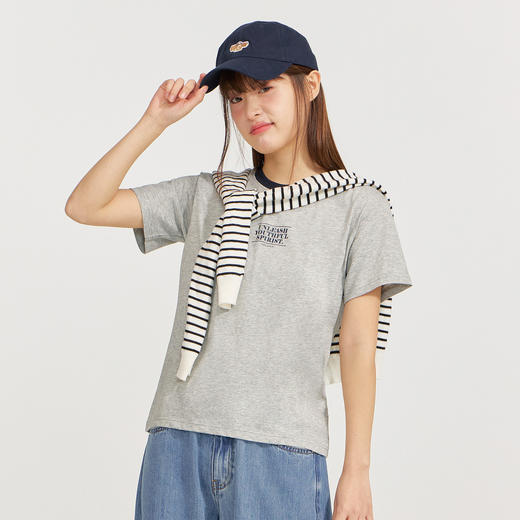 笛莎Deesha 2026年夏季新款青少年索罗娜刺绣小标T恤 商品图1