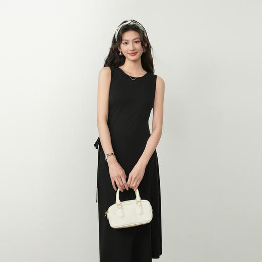 【严选】诗凡黎小黑裙无袖针织背心连衣裙2026夏新款抽褶收腰优雅显瘦裙子7H2290221 商品图0