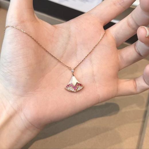 重工打造   粉钻贝母项链  扇子项链   明星同款 商品图0