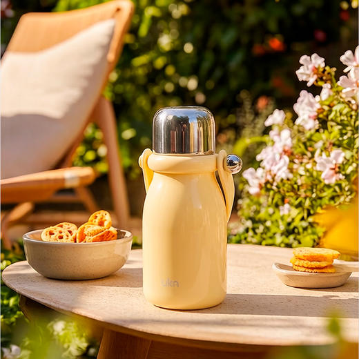 UKA buling拎拎杯保温杯 一杯三饮 便携提手 保温锁冷 简约高级 650ml 3色可选 商品图9