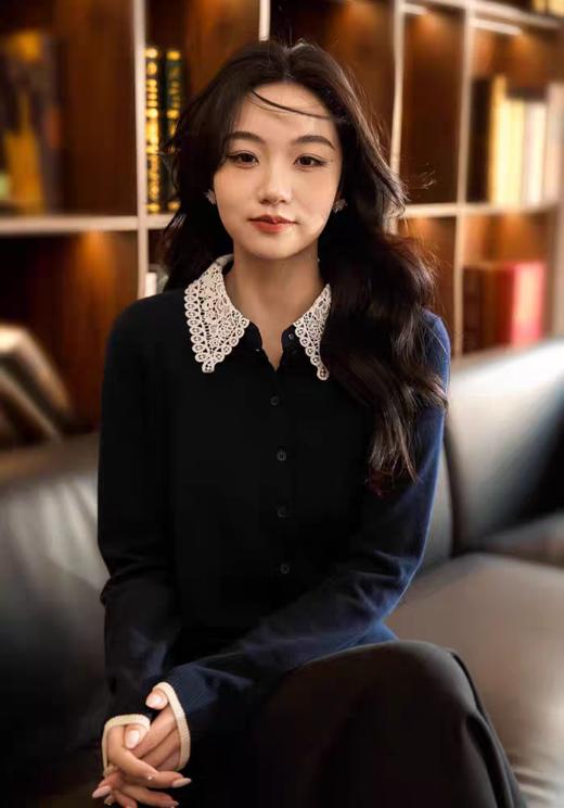 小香风镂空钩花智性优雅衬衫开衫 商品图0