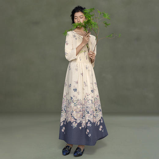 【林栖设计小店】花间迷梦|纯棉杏色牙签褶优雅早春新品印花连衣裙1961344 商品图1