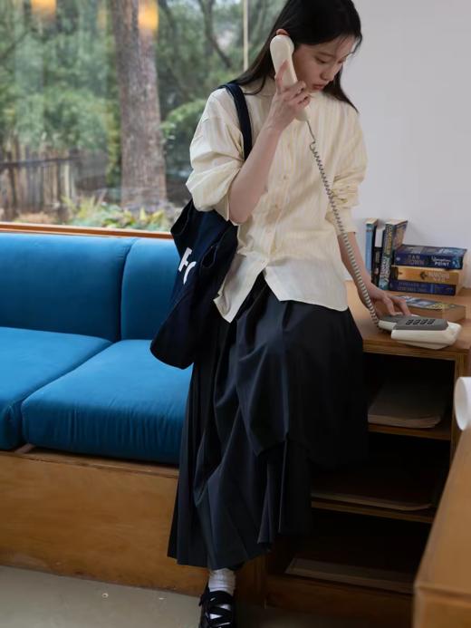 步履不停/6A41184C/不对称百褶半裙 商品图4