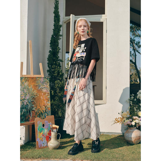 两三事 永夜弦歌 2026春季新款民族风可拆卸印花飘带格子半身裙 商品图1