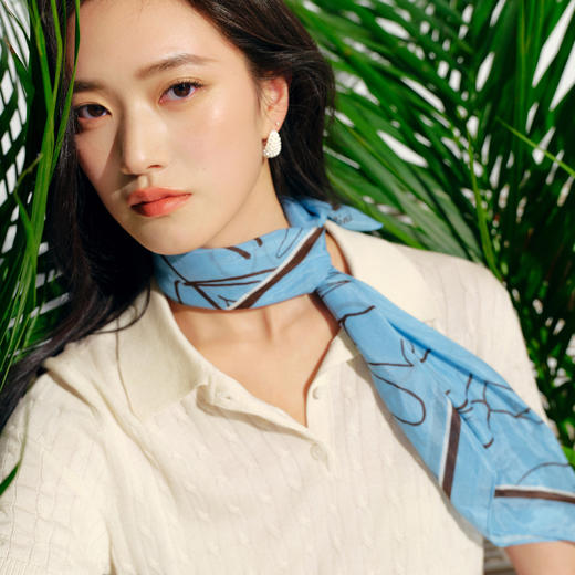 【ZJ】【当季】【商场同款】朱珠代言伊芙丽优雅多用系脖气质花卉丝巾配称身西装领巾2026新款1H16BV0032 商品图0