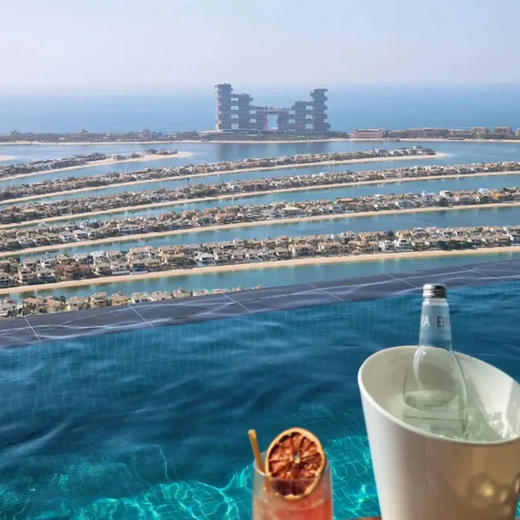 【迪拜•一日游】迪拜蓝水岛+棕榈岛观景台+失落的空间水族馆+朱美拉海滩一日游 商品图2
