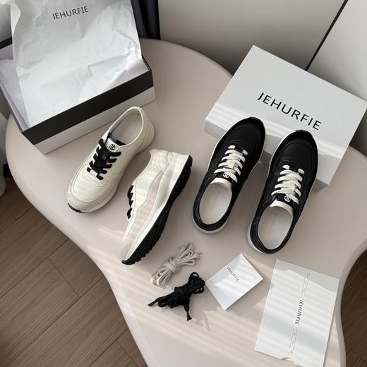 小香同款限时特惠〰️4.5cm厚底设计.隐形增高不突兀【熊猫拼色小香风休闲运动鞋】小香风休闲鞋天花板！牛绒皮拼接，质感直接拉满💎经典配色百搭不挑衣 商品图3