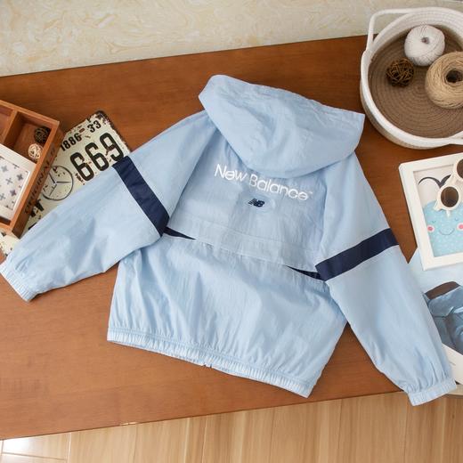 点此购买 120-170NB春夏季中大童轻量化透气网衬连帽外套 gl 342529 商品图11